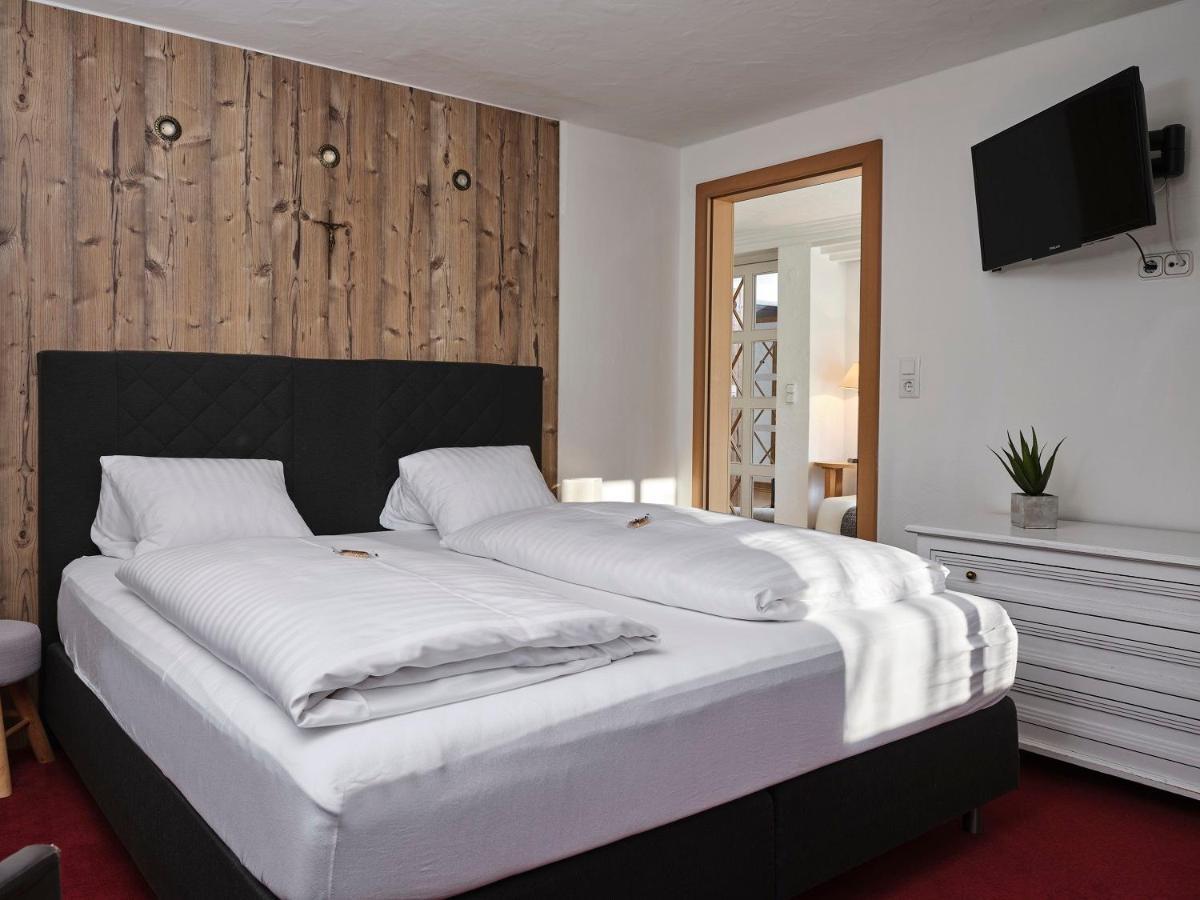 Neukirchen am Großvenediger Hotel Garni Pinzgau, Bernd Huettl מראה חיצוני תמונה