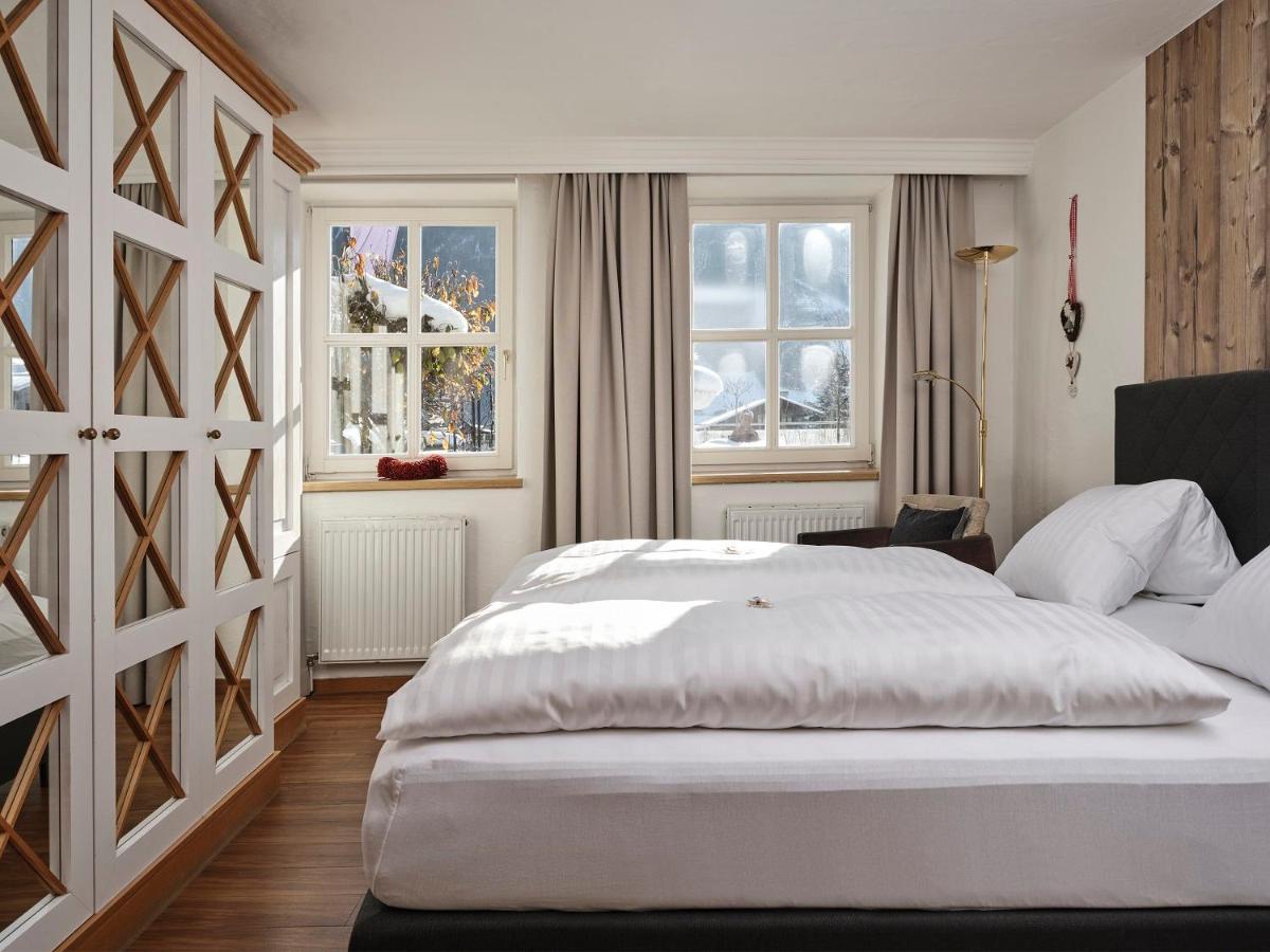 Neukirchen am Großvenediger Hotel Garni Pinzgau, Bernd Huettl מראה חיצוני תמונה