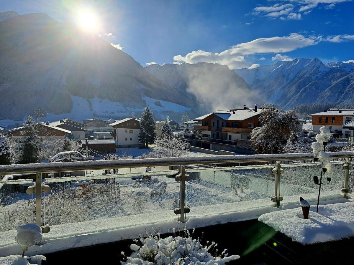 Neukirchen am Großvenediger Hotel Garni Pinzgau, Bernd Huettl מראה חיצוני תמונה